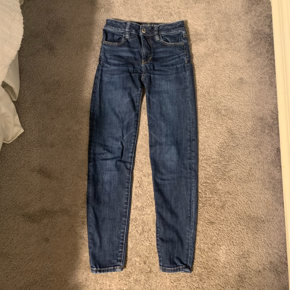 00 short AEO blue jeans